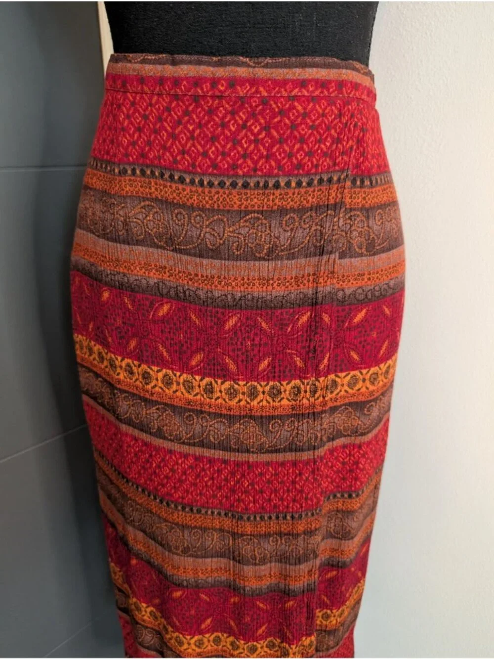 Vintage 90's Stonebridge Womens Red & Brown Printed Stripe Midi Skirt Size 4P